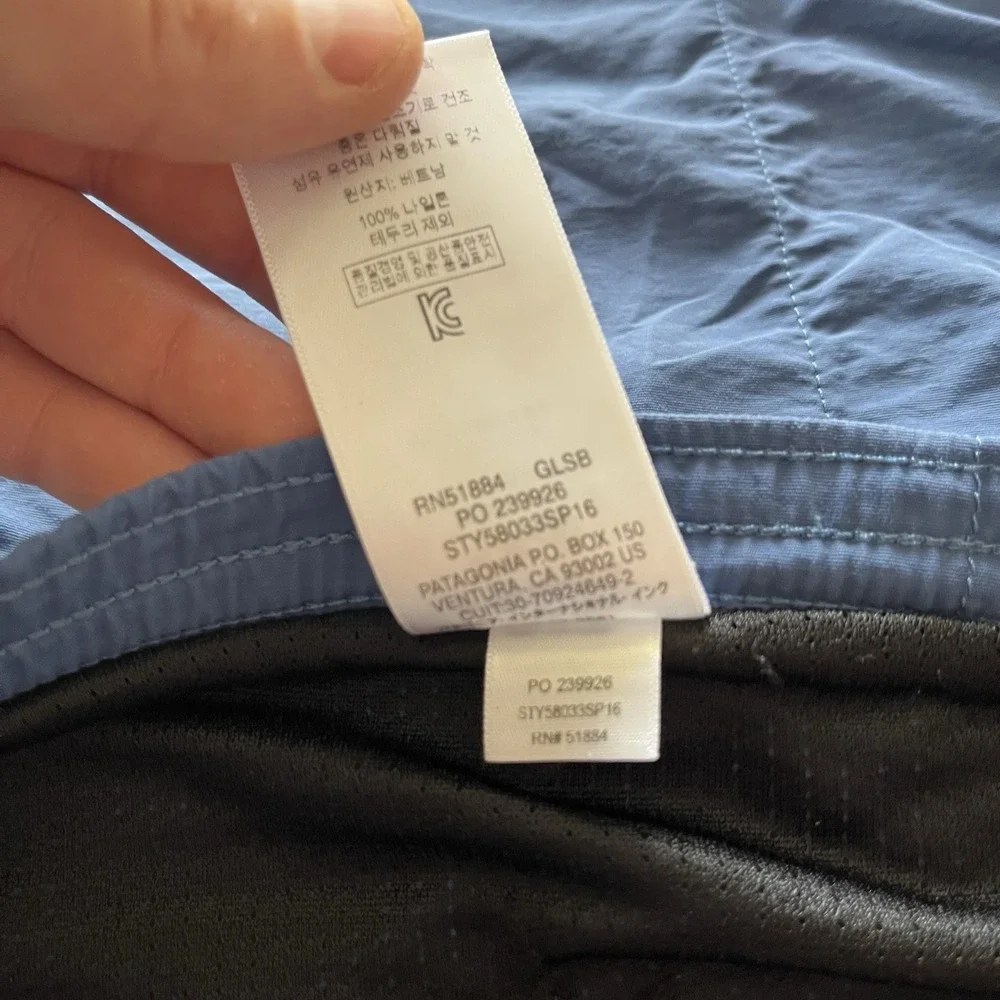 Patagonia Baggies Shorts Men 2XL Glass Blue 58033 Nylon Mesh Line Athletic